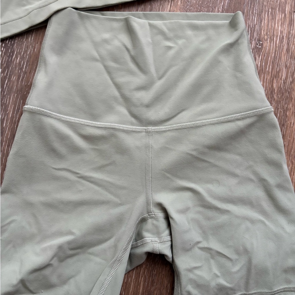 lululemon athletica Green Athletic Set - Picture 4 of 8